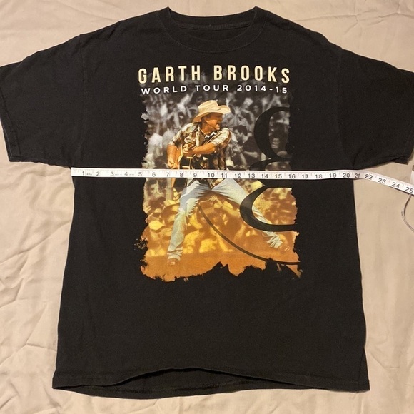 Garth Brooks World Tour 2014-2015 concert tshirt size large - Picture 6 of 9